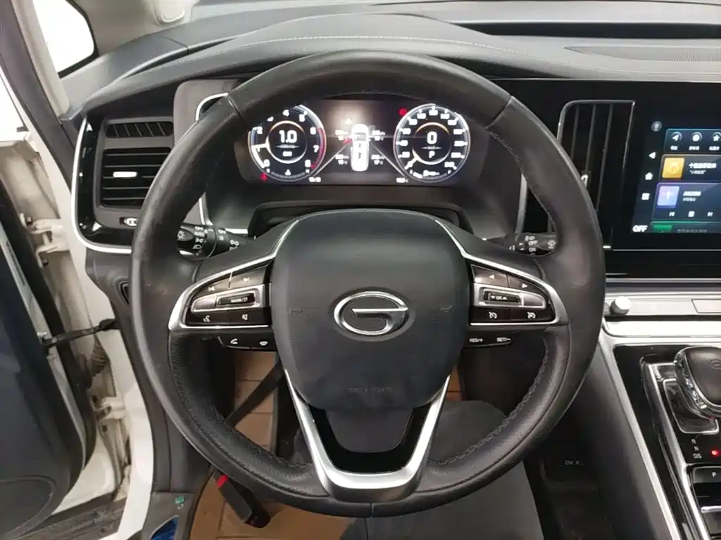 GAC Motor Trumpchi M8 2021 — фото 11