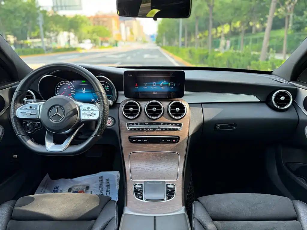 Mercedes-Benz C-Class 2020