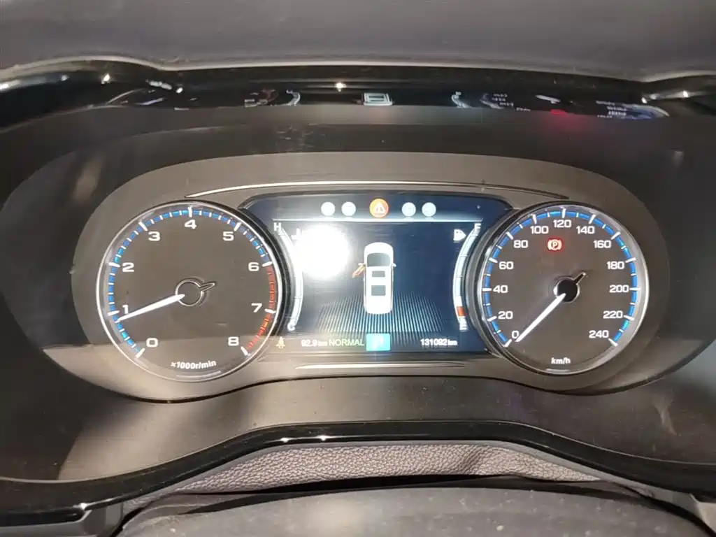 GAC Motor Trumpchi M8 2019 — фото 12
