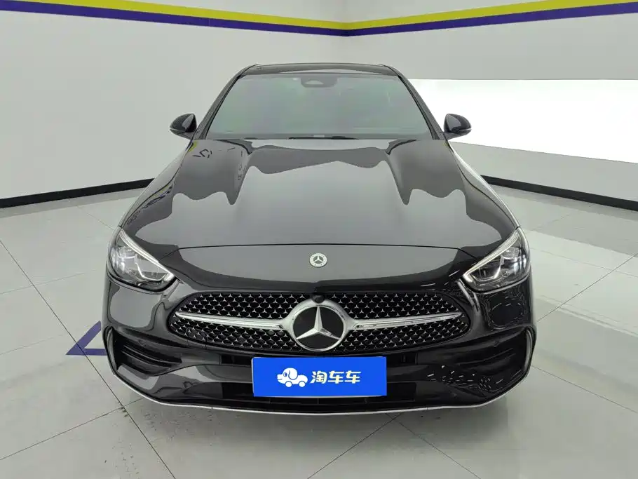 Mercedes-Benz C-Class 2024
