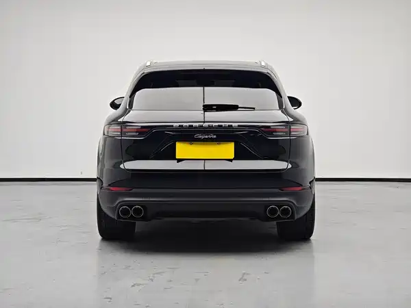 Porsche Cayenne 2021