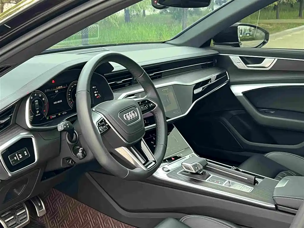 Audi A6L 2025