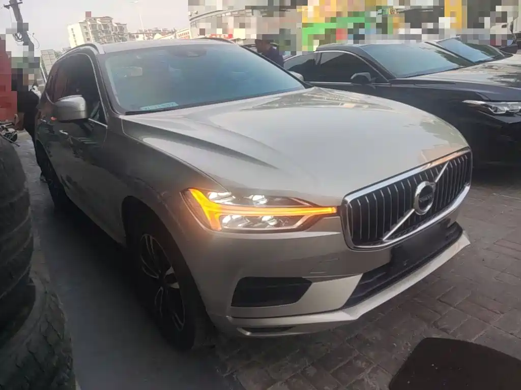 Volvo XC60 2019 — фото 22