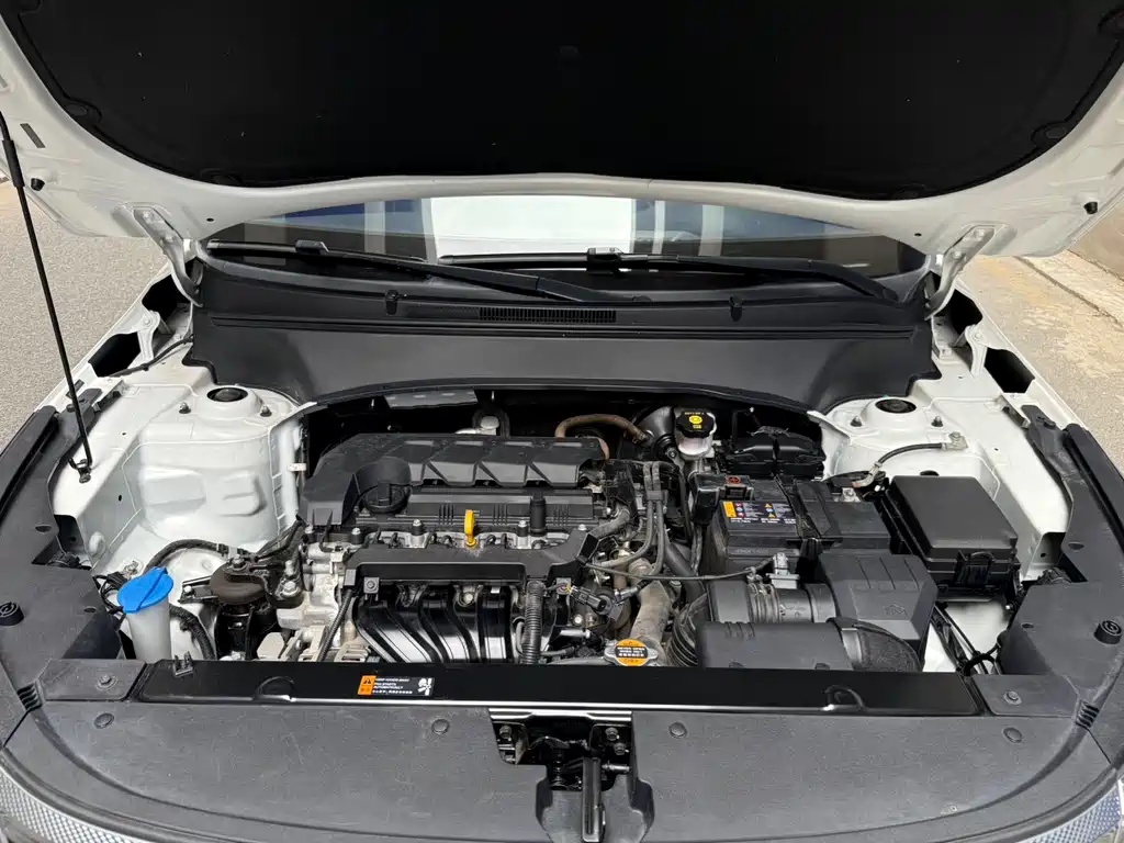 Kia KX3 2022 — фото 25