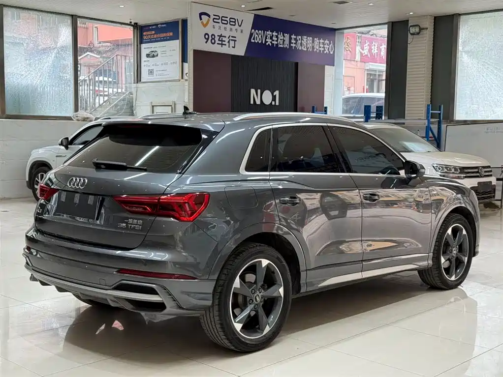 Audi Q3 2023 — фото 4