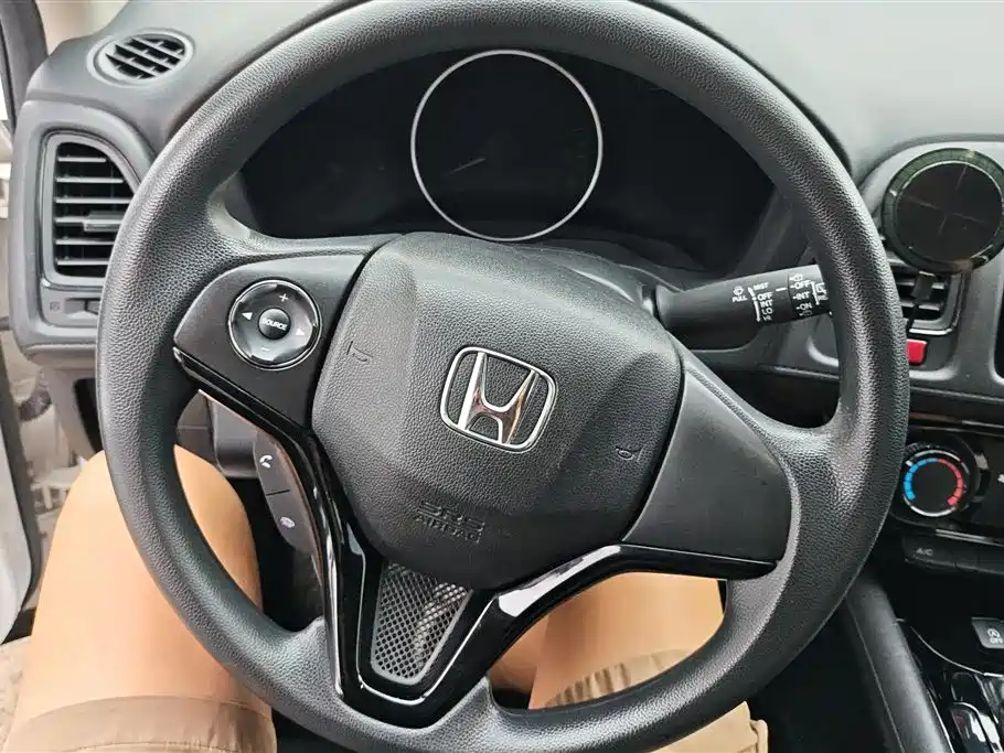 Honda Vezel 2016 — фото 15