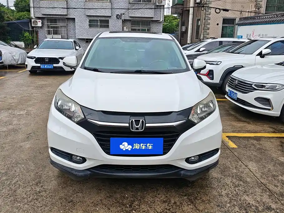 Honda Vezel 2016