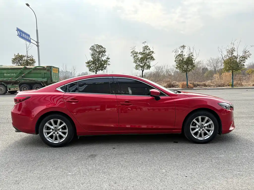 Mazda Atenza 2019