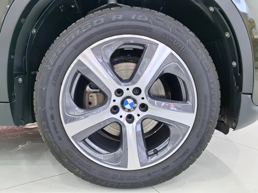 BMW X6 2015 — фото 23