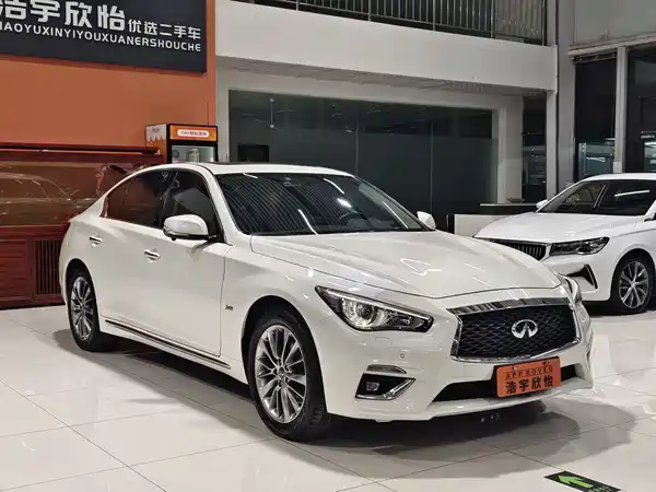 Infiniti Q50L 2018