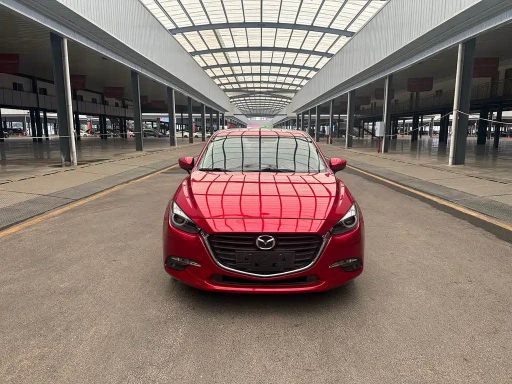 Mazda 3 Axela 2018 — фото 2