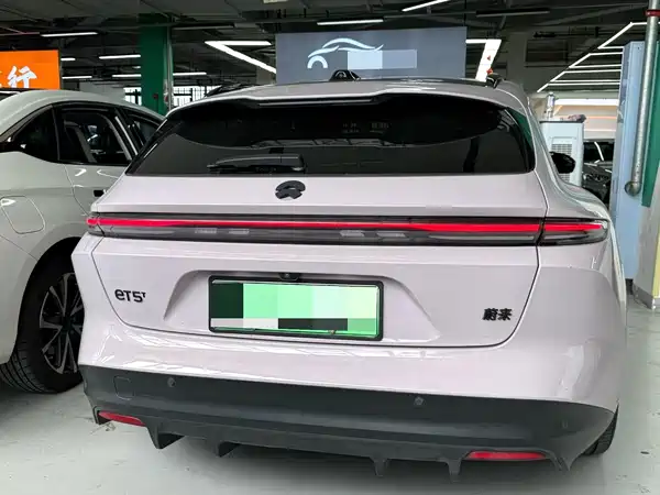 NIO ET5T 2023