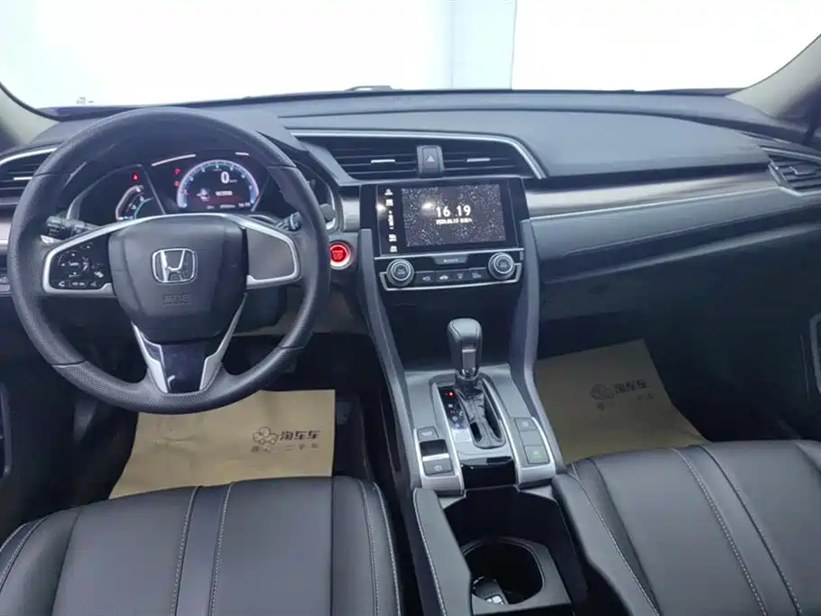Honda Civic 2020 — фото 12