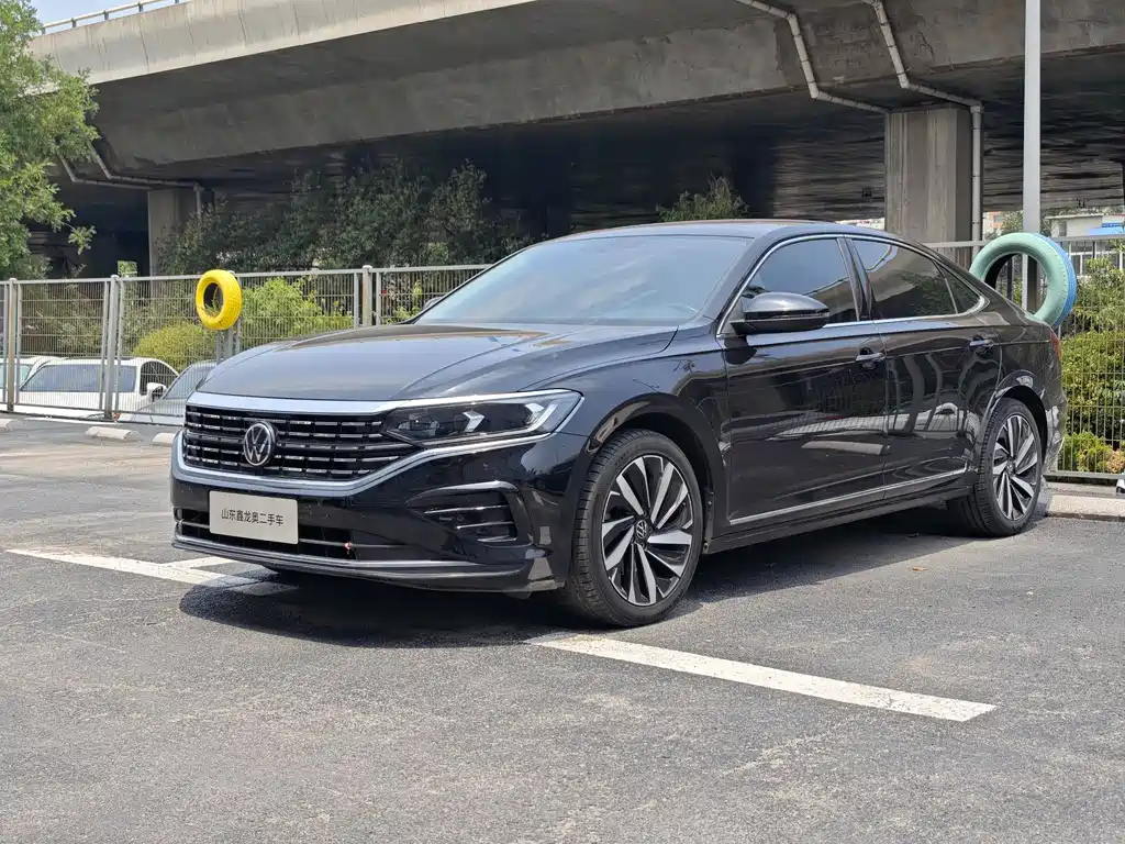 Volkswagen Passat 2021