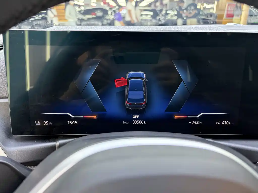 BMW i3 2024 — фото 11