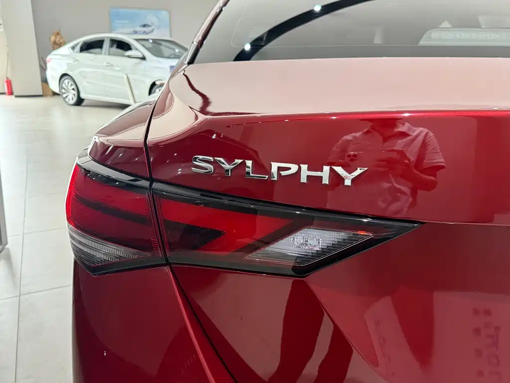 Nissan Sylphy 2023 — фото 17