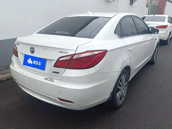 Changan Eado 2015
