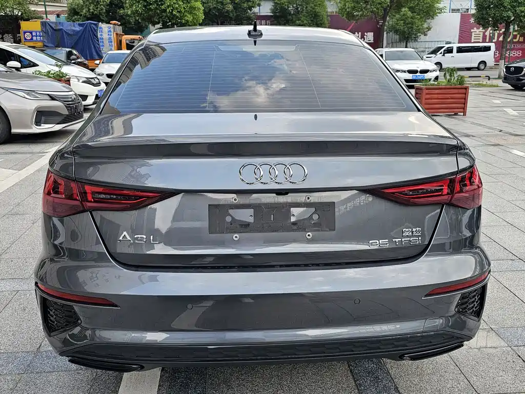 Audi A3 2022 — фото 11