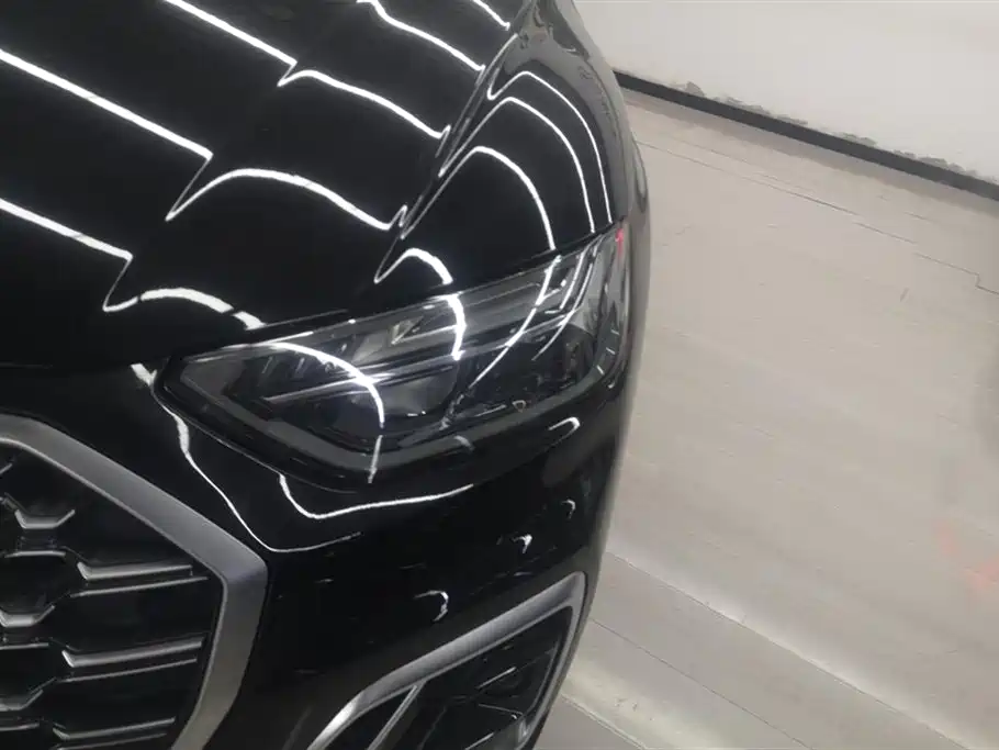 Audi Q5L 2022