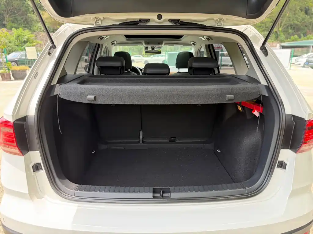 Volkswagen Tharu 2022 — фото 21