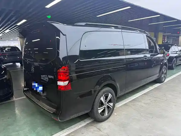 Mercedes-Benz Vito 2025