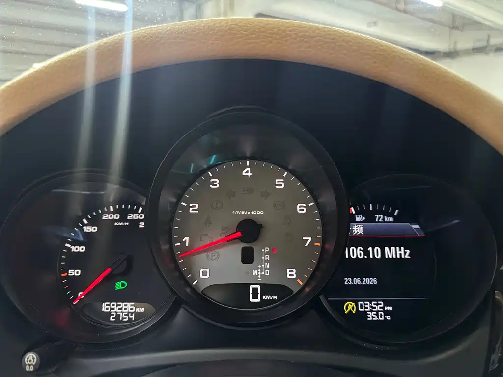 Porsche Macan 2014 — фото 19