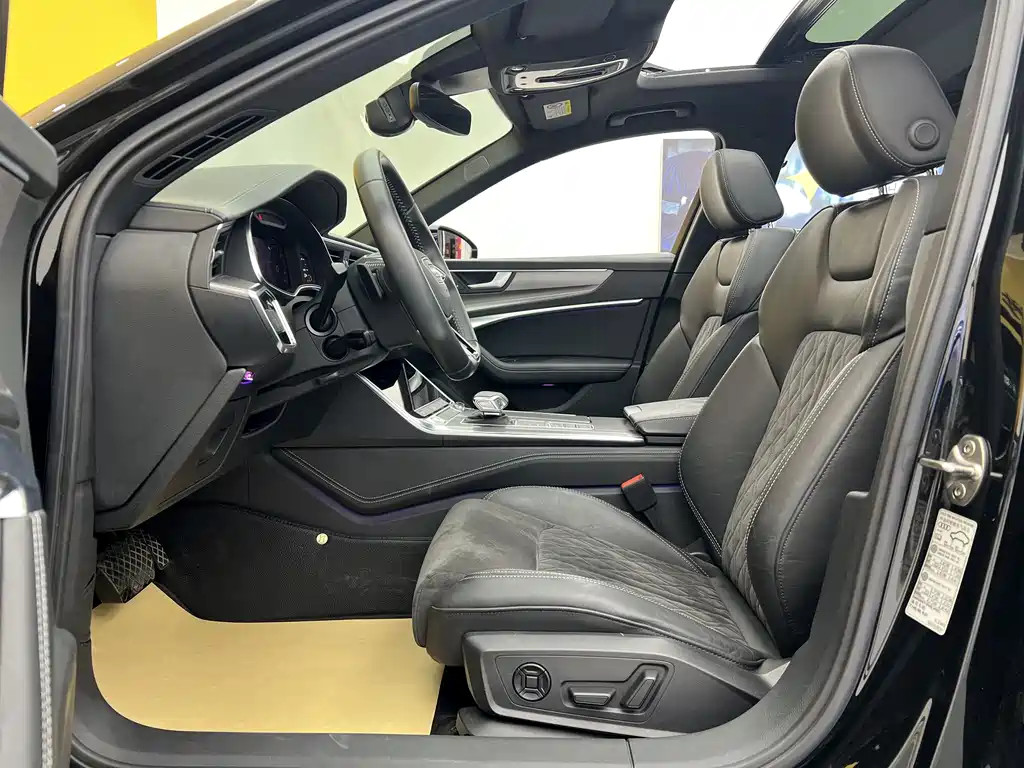 Audi A6L 2020