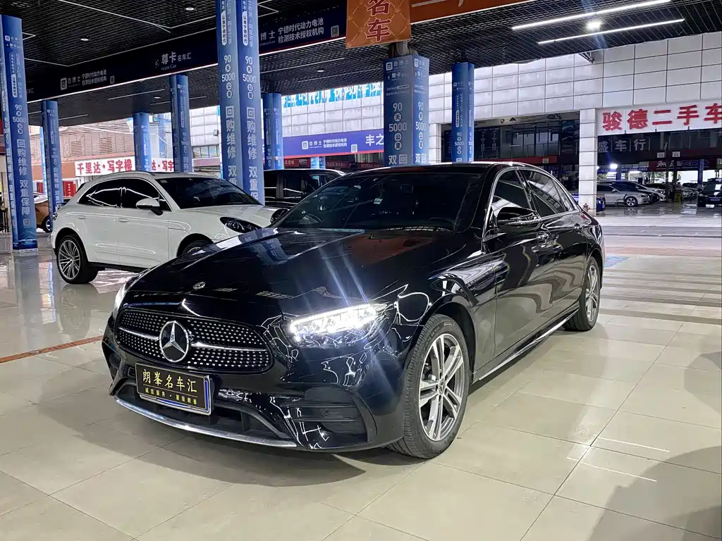 Mercedes-Benz E-Class 2022 — фото 1
