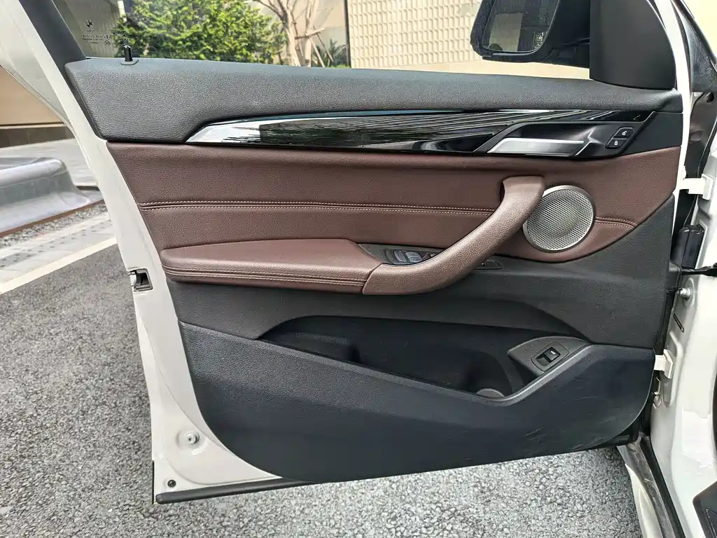 BMW X1 2022 — фото 16