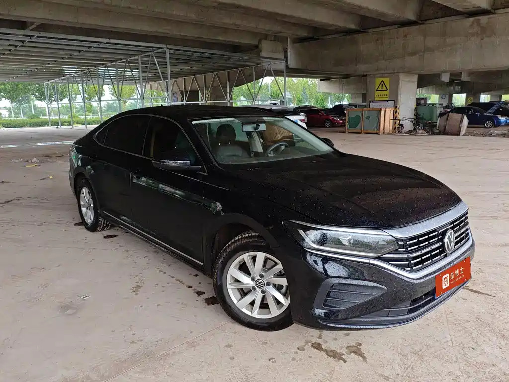 Volkswagen Passat 2022