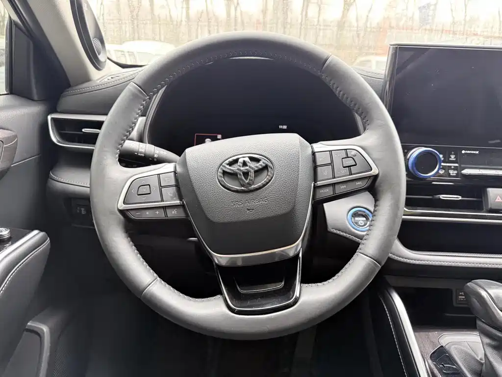 Toyota Highlander 2021 — фото 14