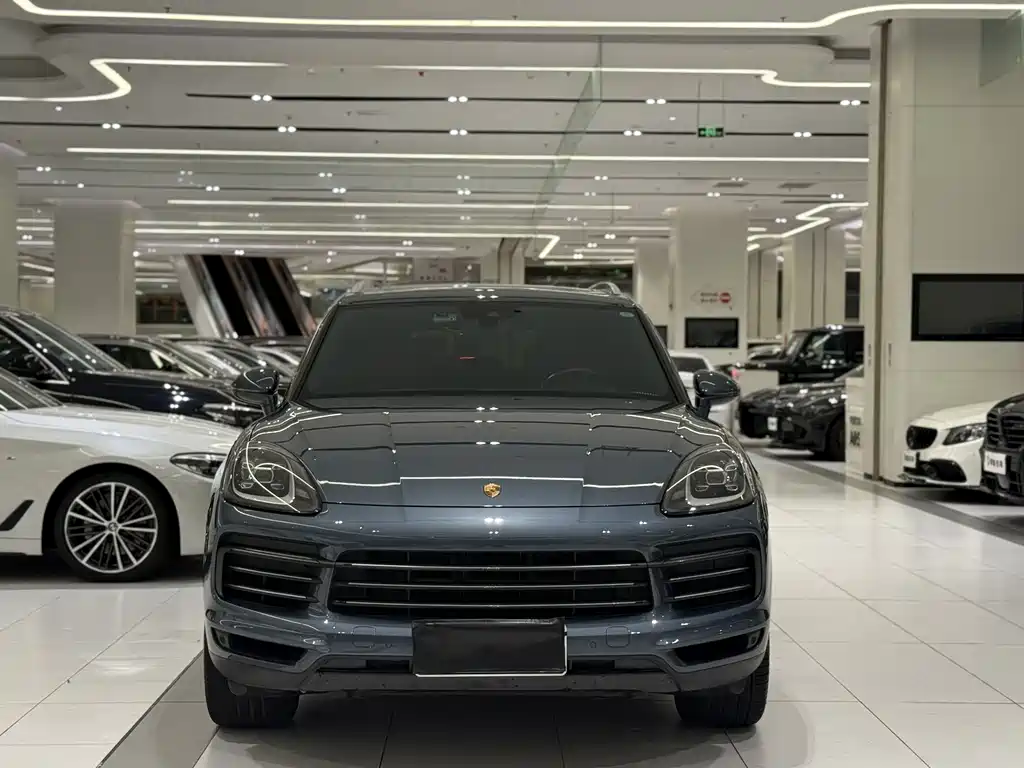 Porsche Cayenne 2020 — фото 2