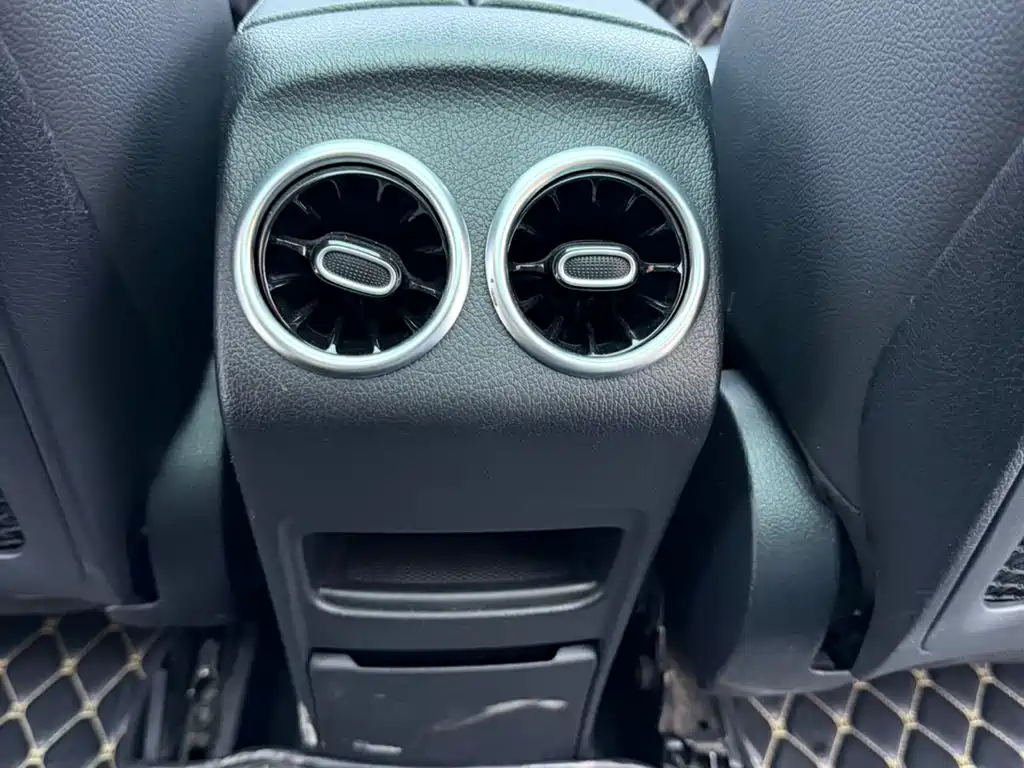 Mercedes-Benz GLB 2021 — фото 13