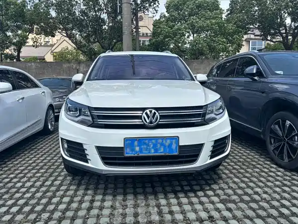 Volkswagen Tiguan 2015