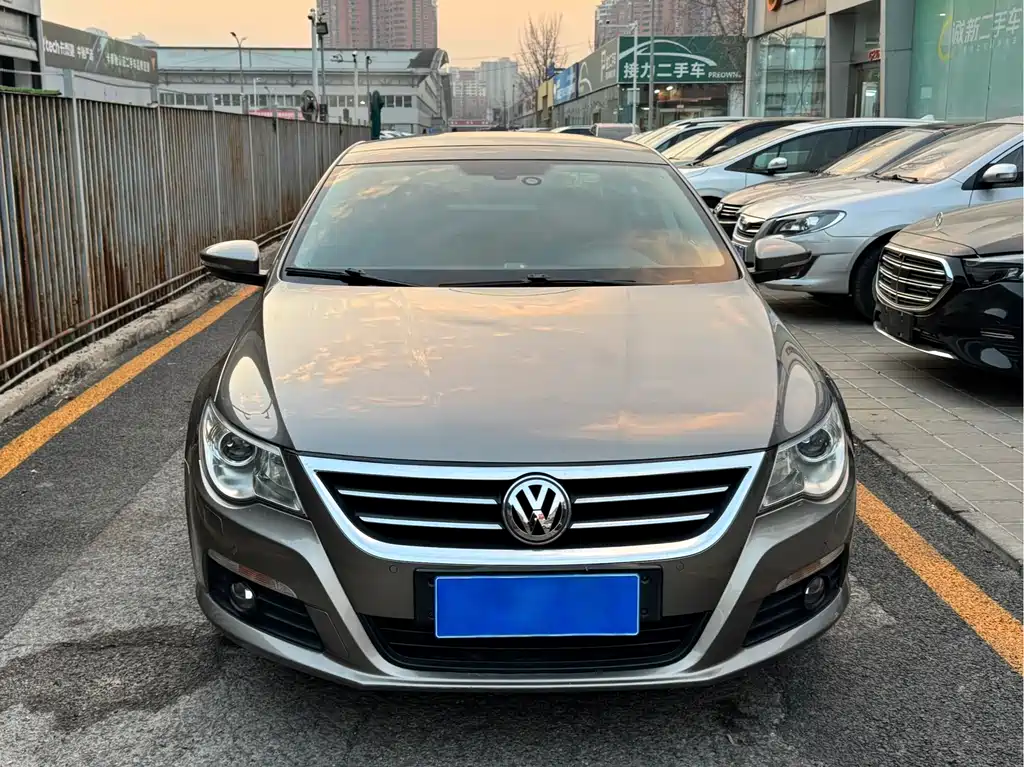 Volkswagen CC 2011