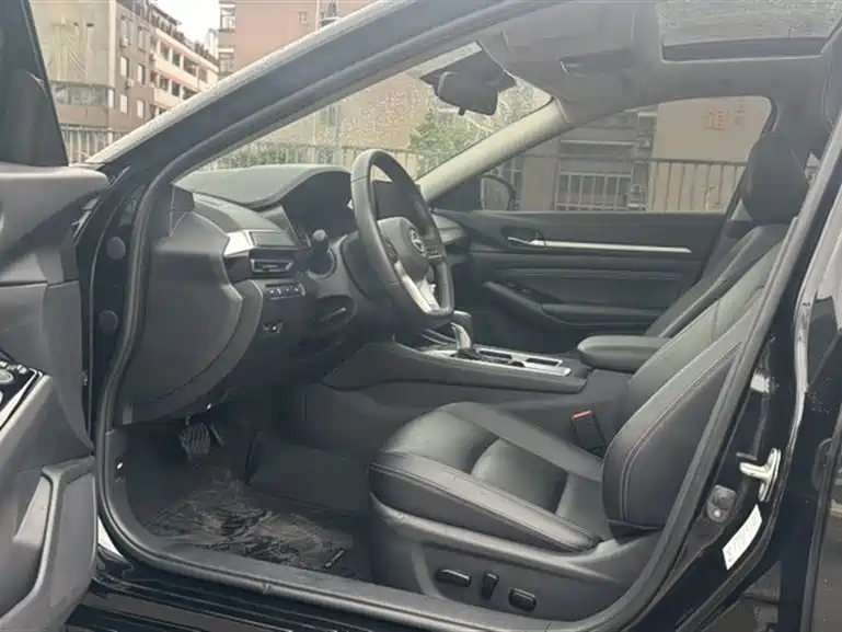 Nissan Teana 2024 — фото 13