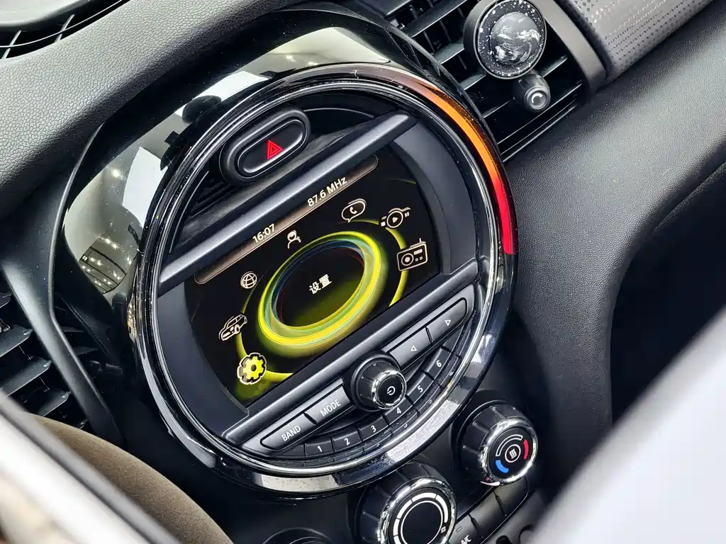 MINI Mini 2015 — фото 17