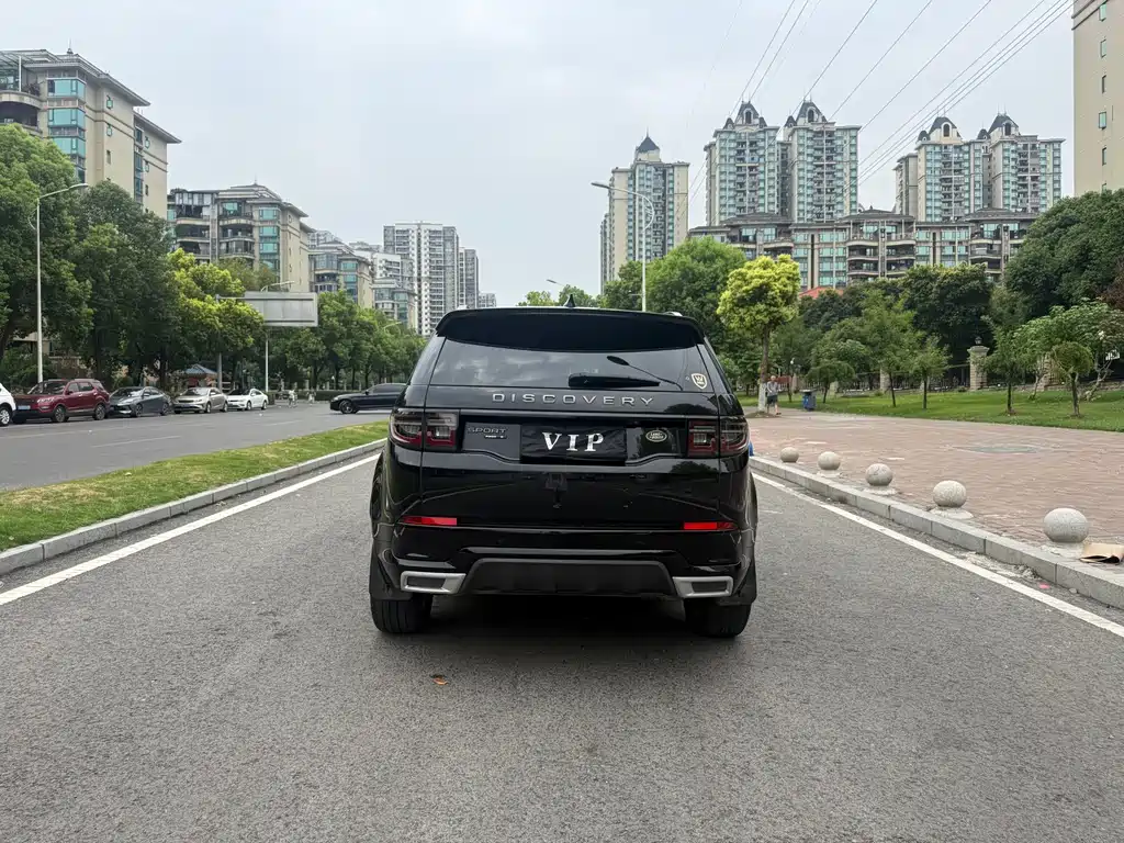 Land Rover Discovery Sport 2021 — фото 3