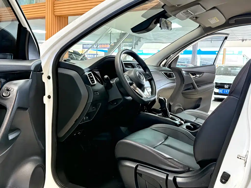 Nissan Qashqai 2022 — фото 8