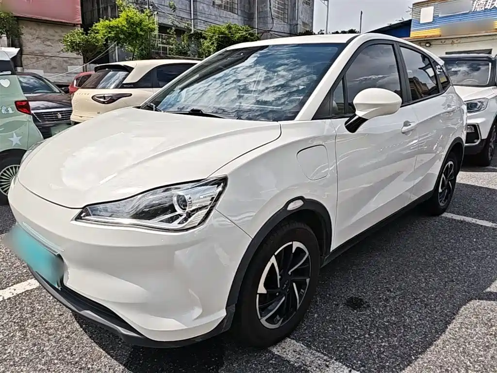 Neta V 2022