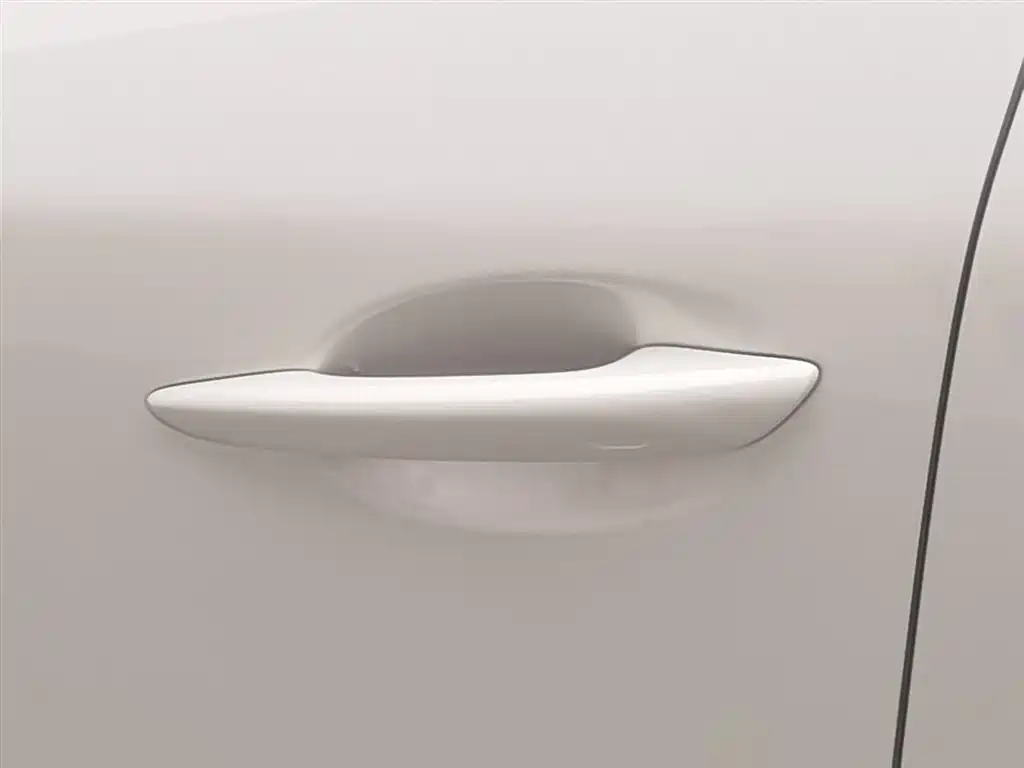 Mazda 3 Axela 2023 — фото 18