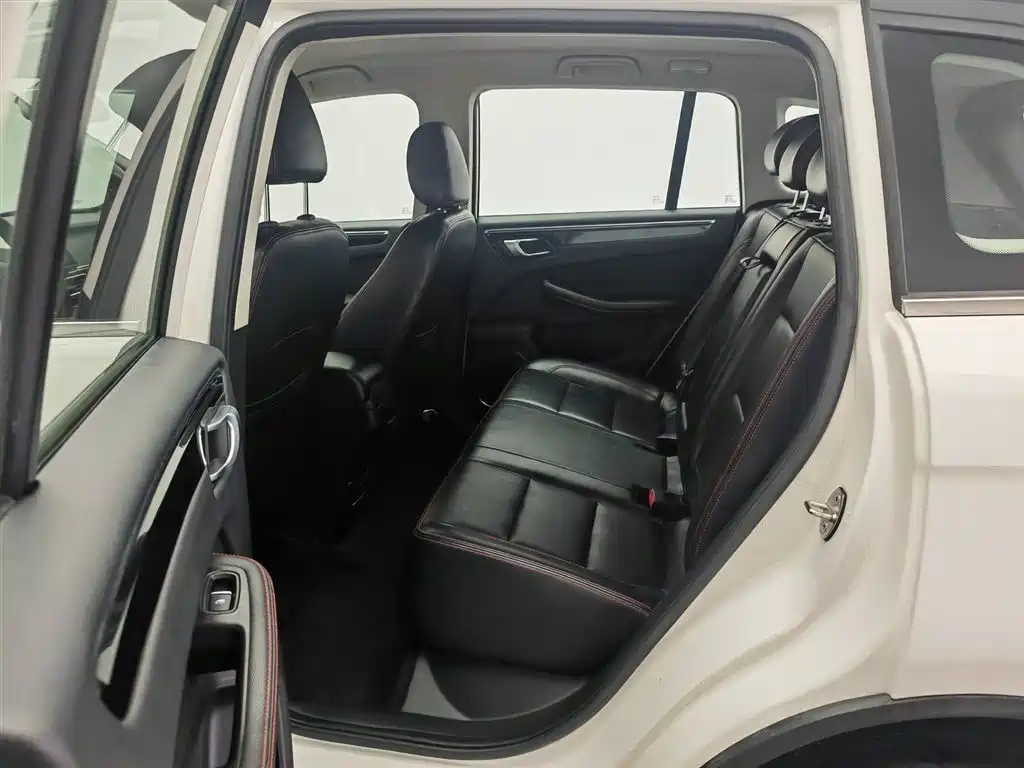 Zotye X5 2016 — фото 15