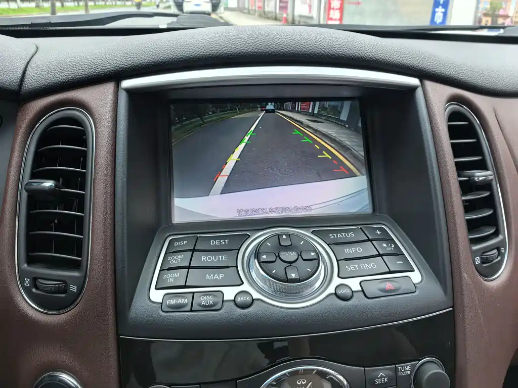 Infiniti QX50 2016 — фото 12
