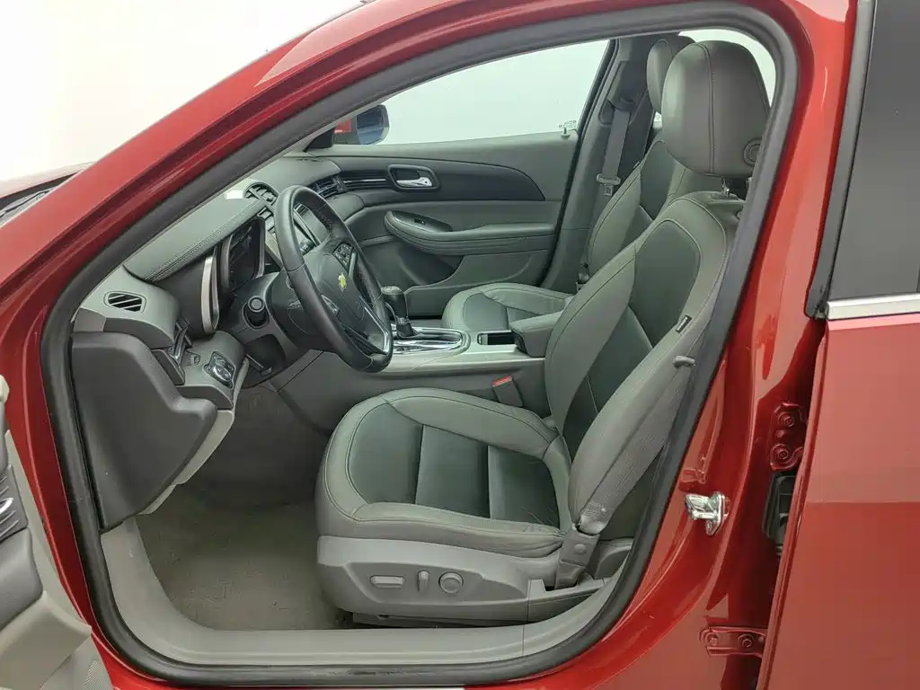 Chevrolet Malibu 2015 — фото 10