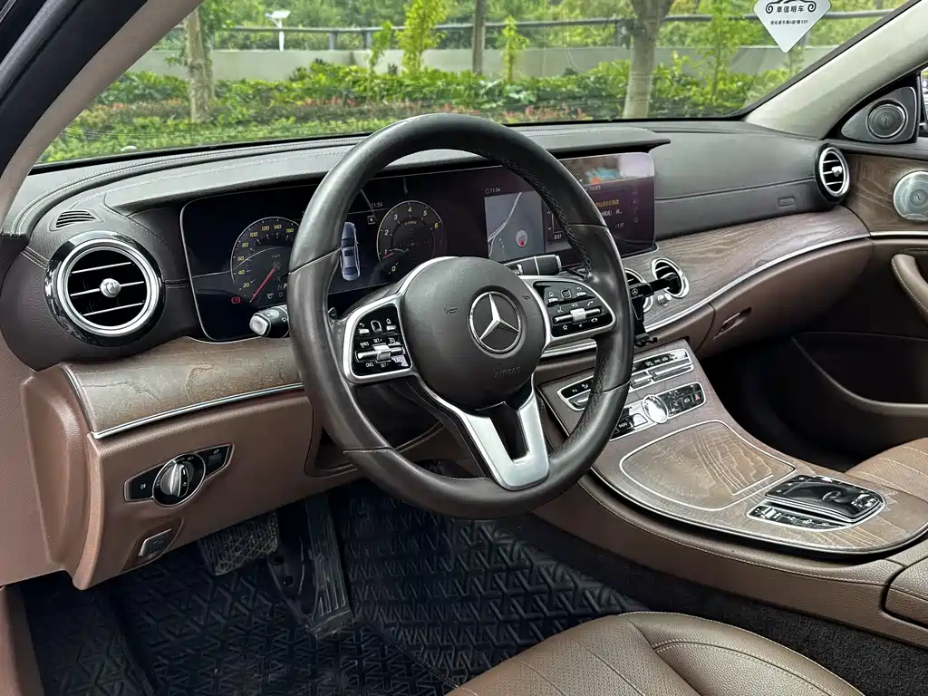 Mercedes-Benz E-Class 2019 — фото 5