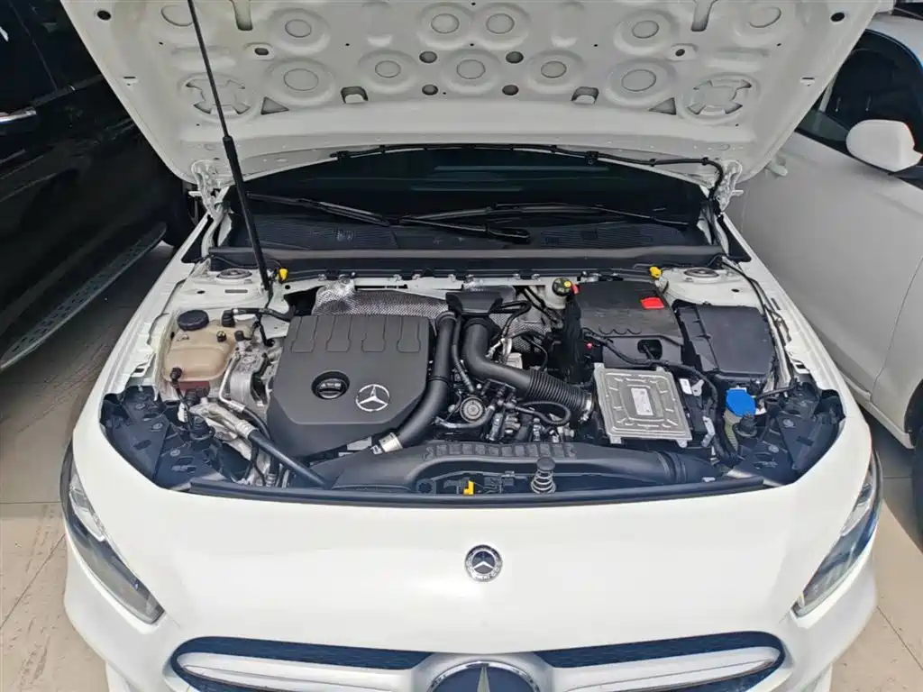 Mercedes-Benz A-Class 2020 — фото 20