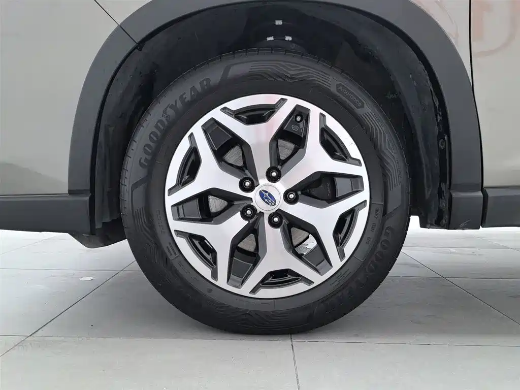 Subaru Forester 2020 — фото 17