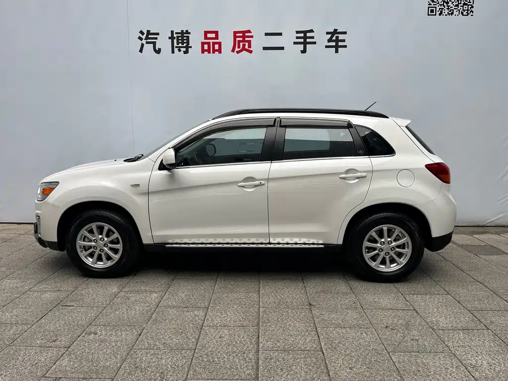 Mitsubishi ASX 2014 — фото 6