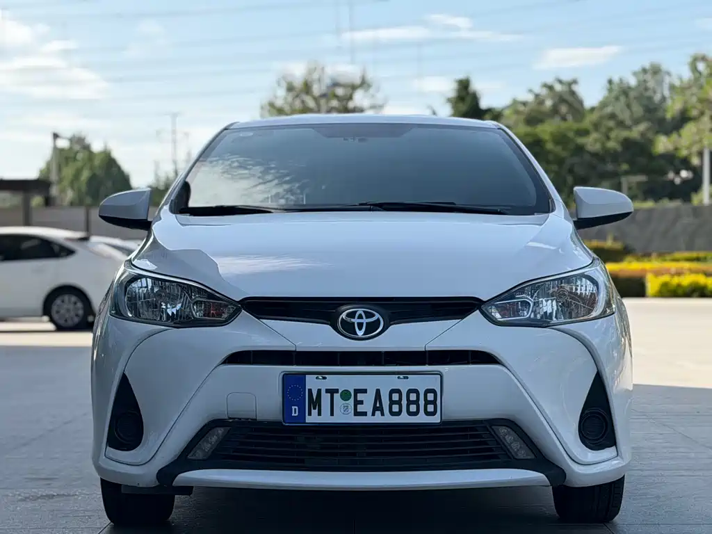 Toyota Yaris L 2019