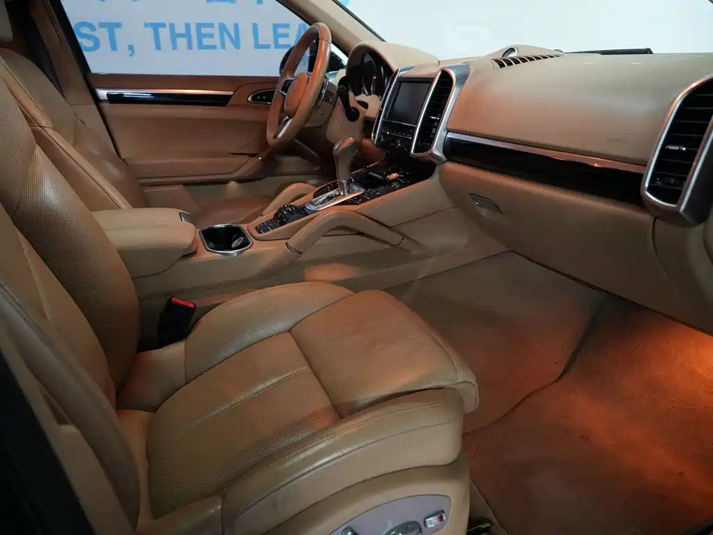 Porsche Cayenne 2015